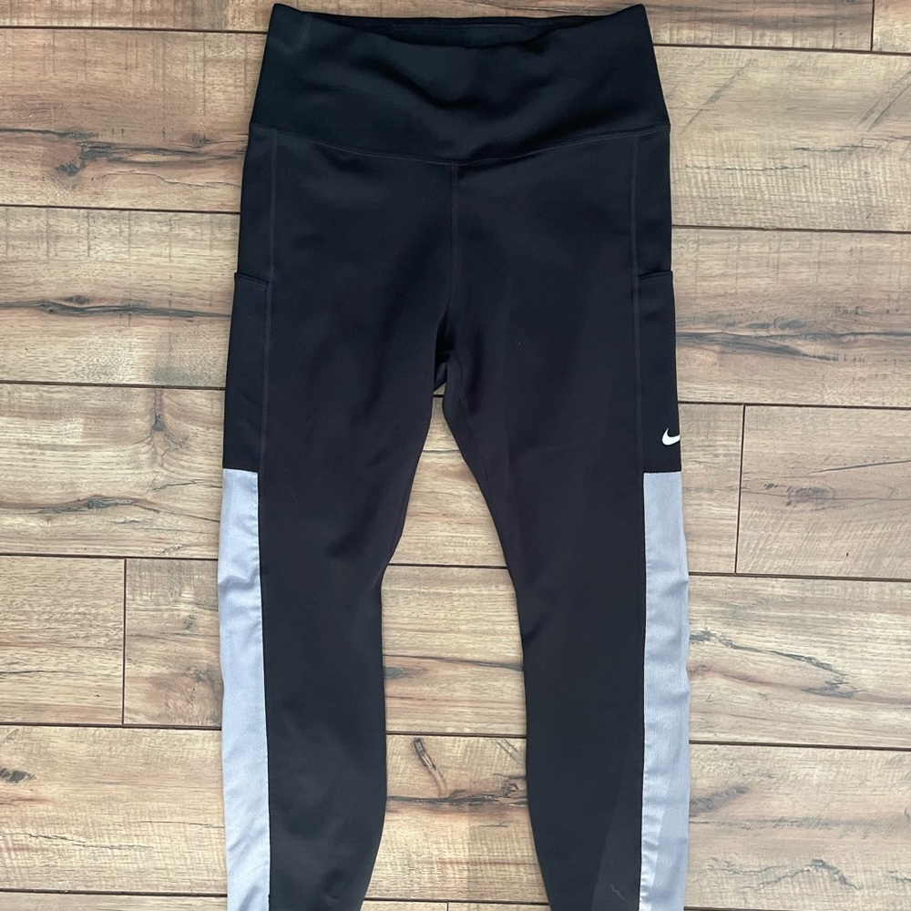 Nike leggings